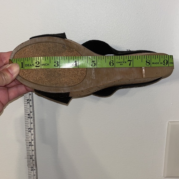 EUC Lucky Brand black stretchy straps/cork wedges - Picture 7 of 8